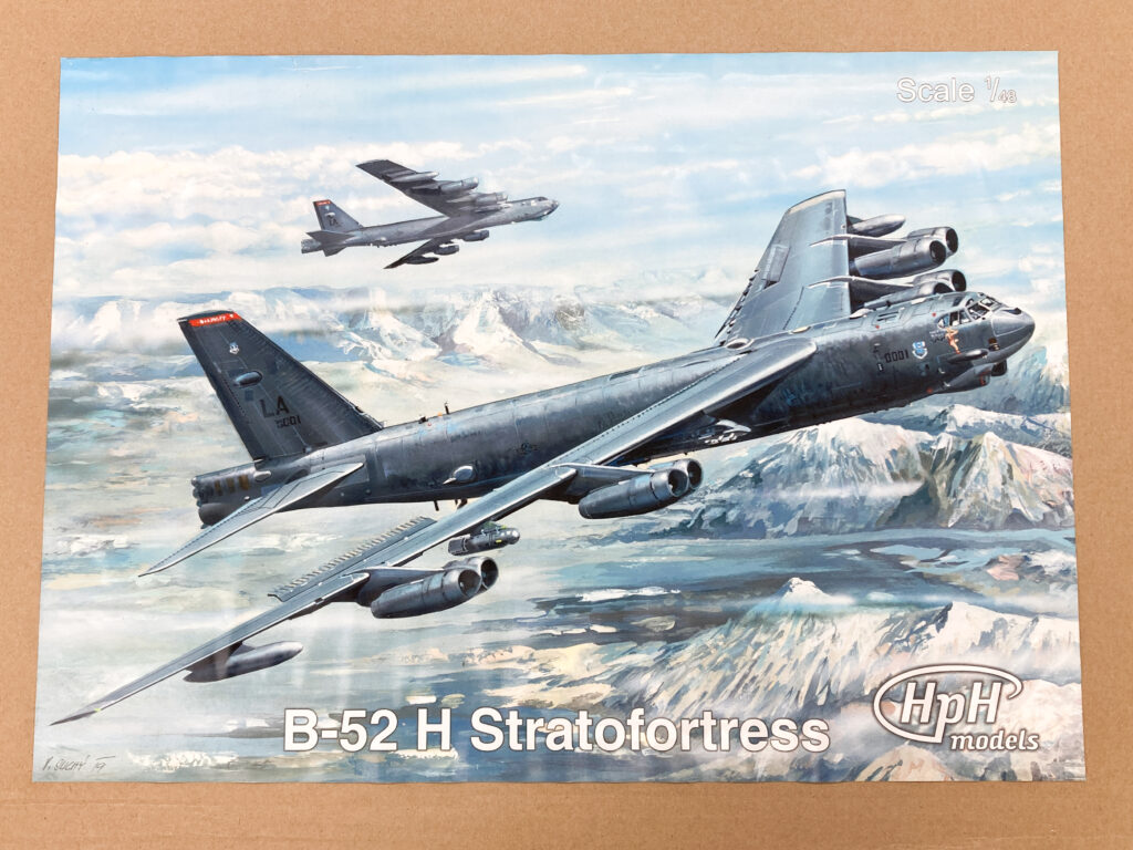 HpH 148 B-52H Stratofortress ストラトフォートレスHPH48052L (1)