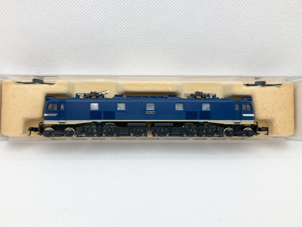 APC_7235