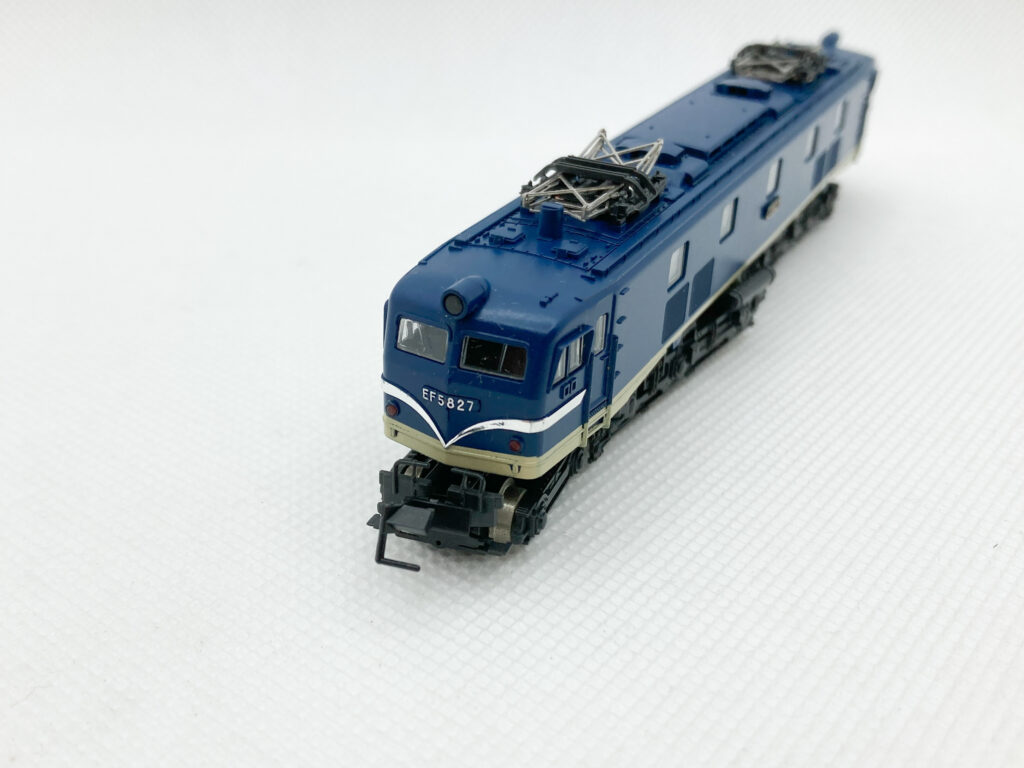 APC_7237